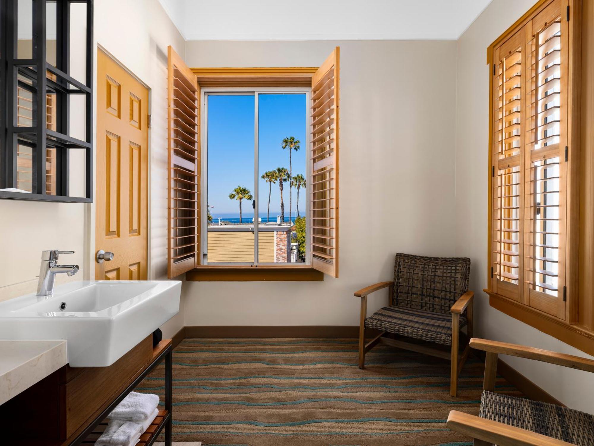 Catalina Island Inn Авалон Экстерьер фото